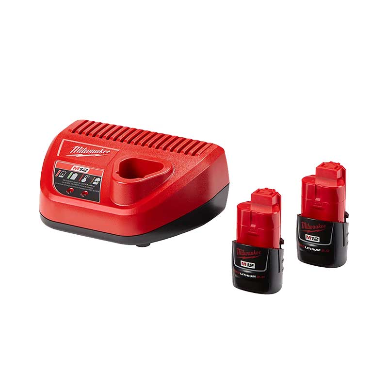 Combo Milwaukee llave de impacto 1/4 M12 FUEL/ Maleta y Linterna